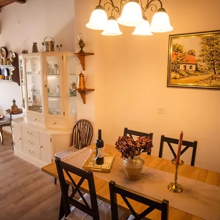 Apartment Sasa *