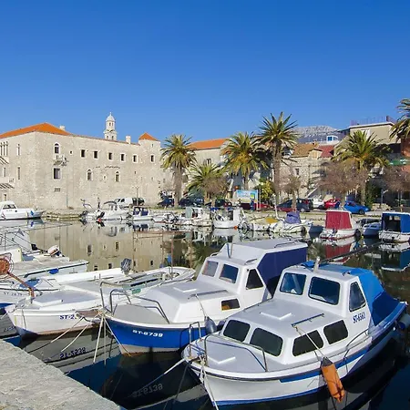 Sasa * Kastela