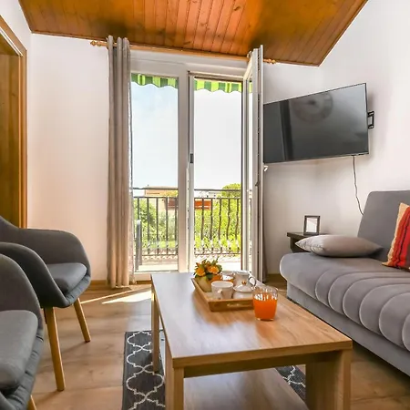 Apartment Sasa Kaštela